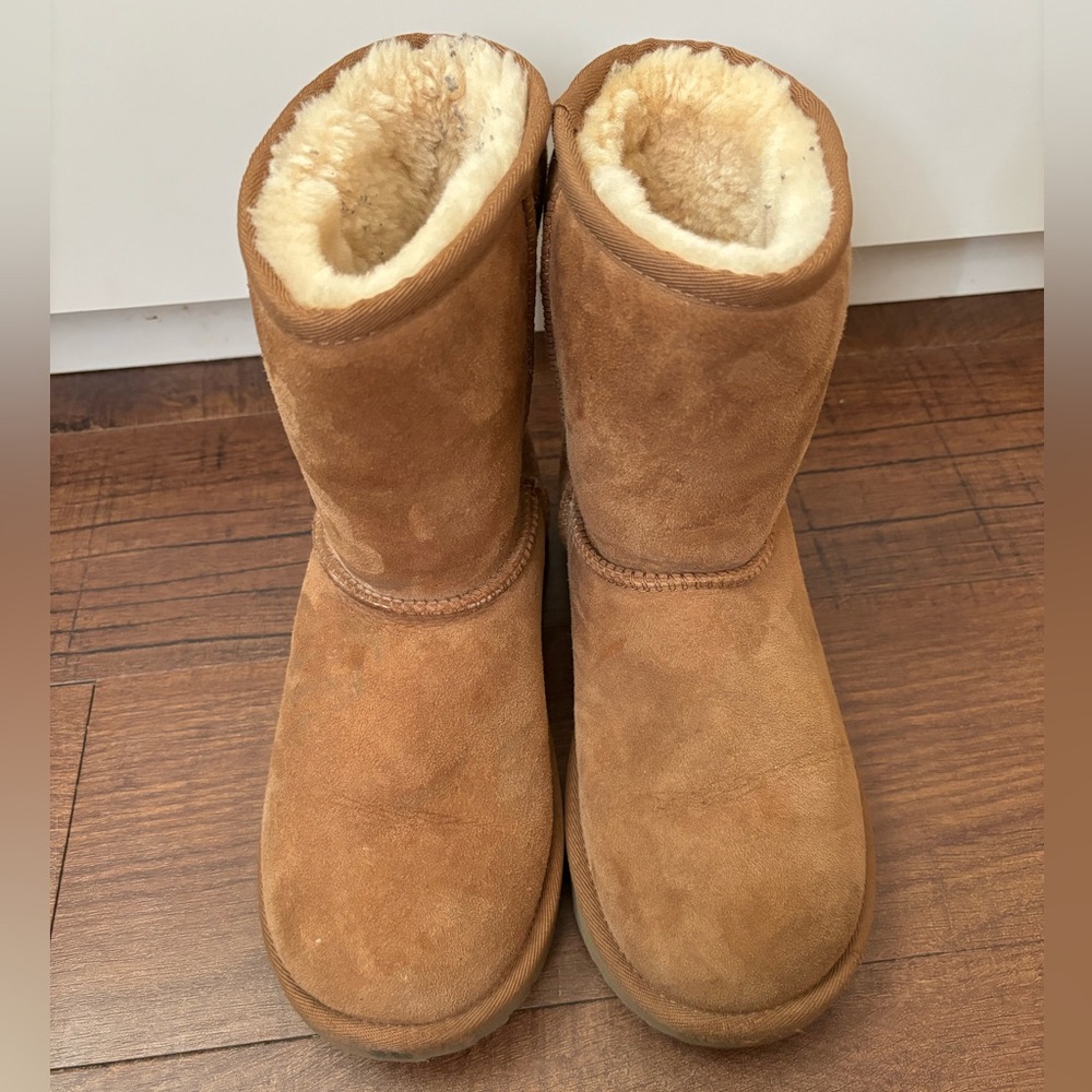 UGG Classic II Short